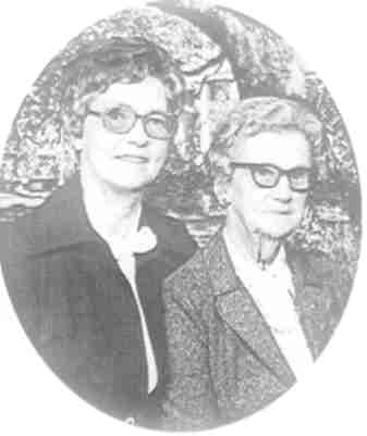 Aunt Elna & Grandma Mowrey