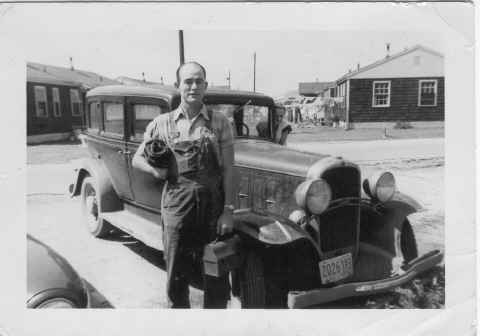 Dad and his 1921 Olds.